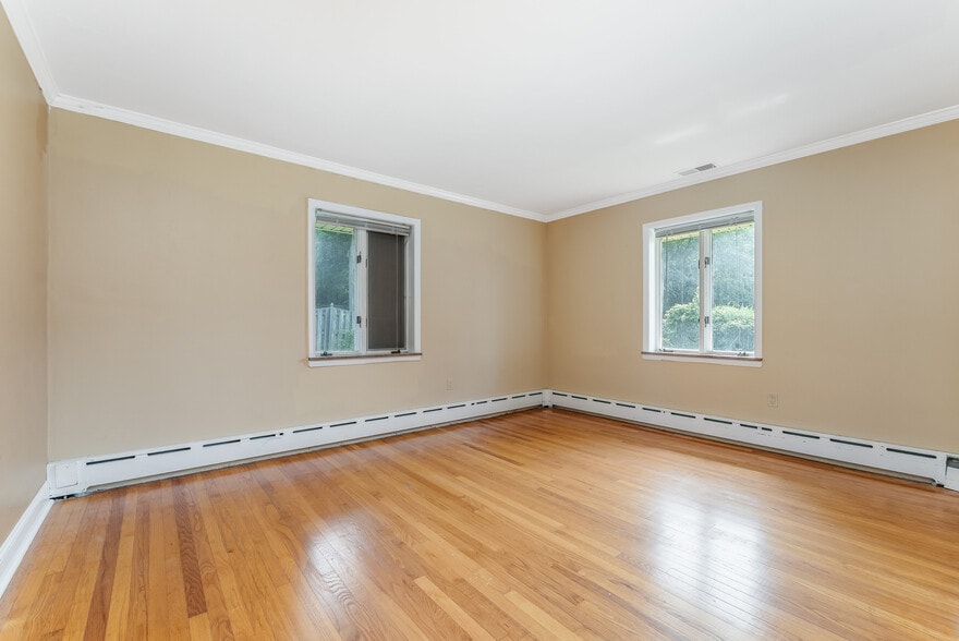 More Photos Of 2431 Route 57 East, Washington Office Residential For Sale