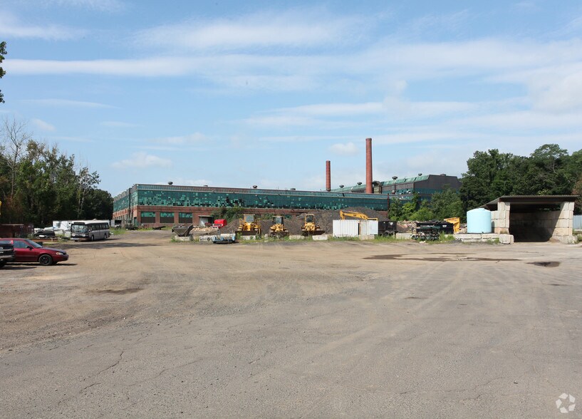 More Photos Of 100 Franklin St, Bristol Industrial For Sale