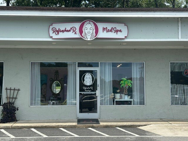 Primary Photo Of 10136 Beach Dr SW, Calabash General Retail For Lease