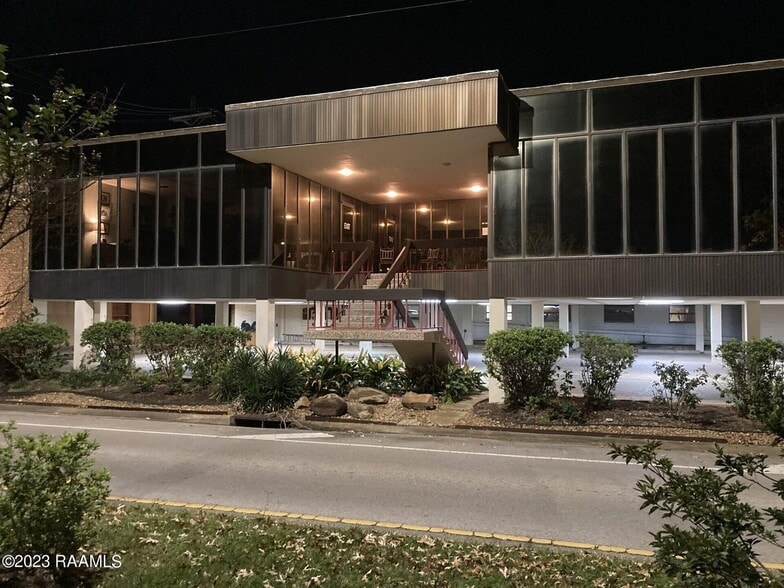 More Photos Of 969 Coolidge St, Lafayette Office For Lease