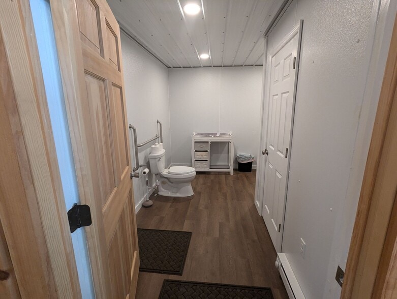 More Photos Of 562 W 29th St, Buena Vista Freestanding For Sale