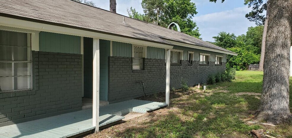 More Photos Of 10332 FM 1097 Rd W, Willis Land For Sale