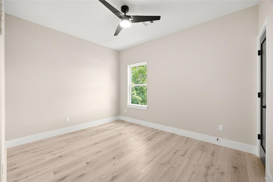 More Photos Of 4117 Kewanee Street #A/B, Houston Apartments For Sale