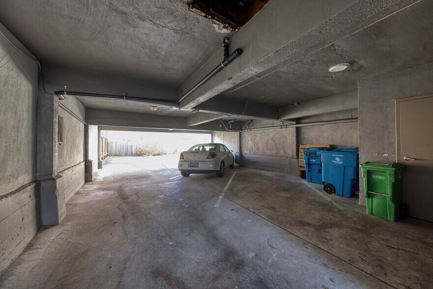 More Photos Of 135 N Willard St, San Francisco Apartments For Sale