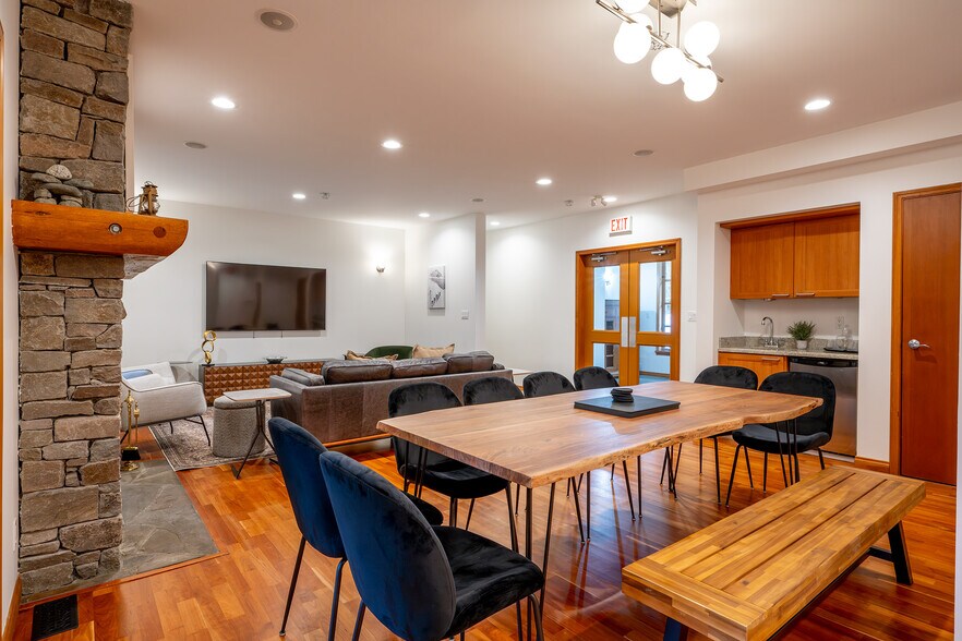 More Photos Of 3012 Alpine Cres, Whistler Hospitality For Sale