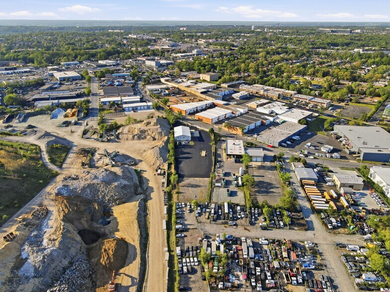 More Photos Of 4801 Stamp Rd, Marlow Heights Warehouse For Lease