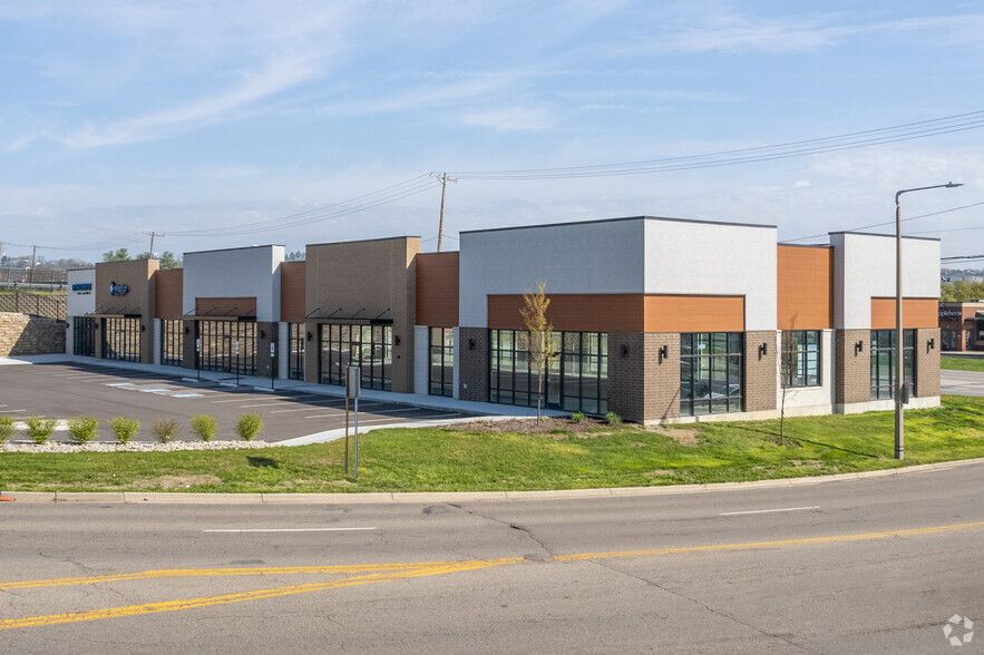 Primary Photo Of 1499 Main St, Hamilton Storefront Retail Office For Lease