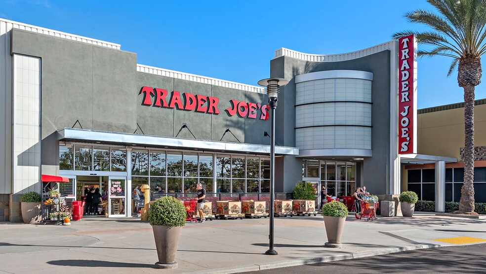 More Photos Of 27426-27482 Antonio Pky, Ladera Ranch Unknown For Lease