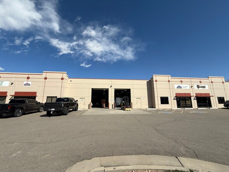 More Photos Of 5405 W 56th Ave, Arvada Warehouse For Lease