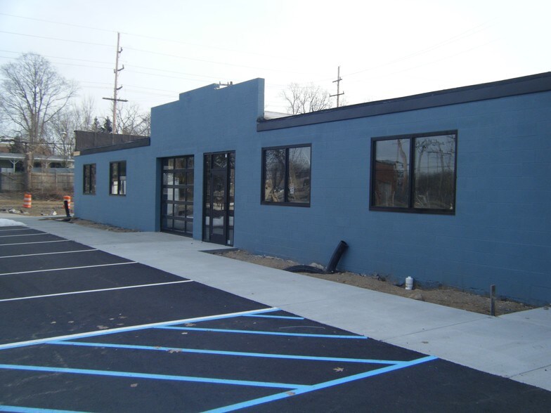 More Photos Of 8080 Grand St, Dexter Auto Repair For Sale