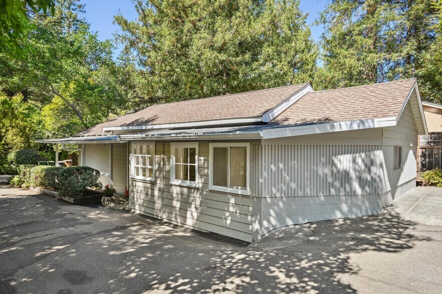 More Photos Of 135 Spring Grove Ave, San Rafael Multifamily For Sale