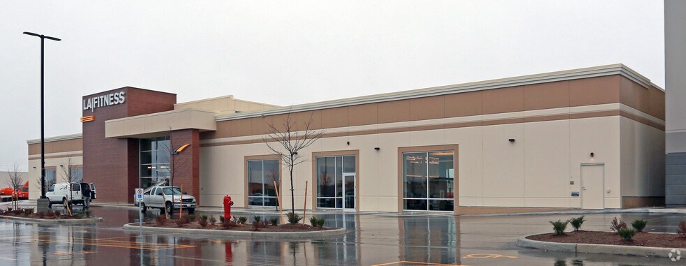 More Photos Of 637 Cundles Rd E, Barrie Freestanding For Lease