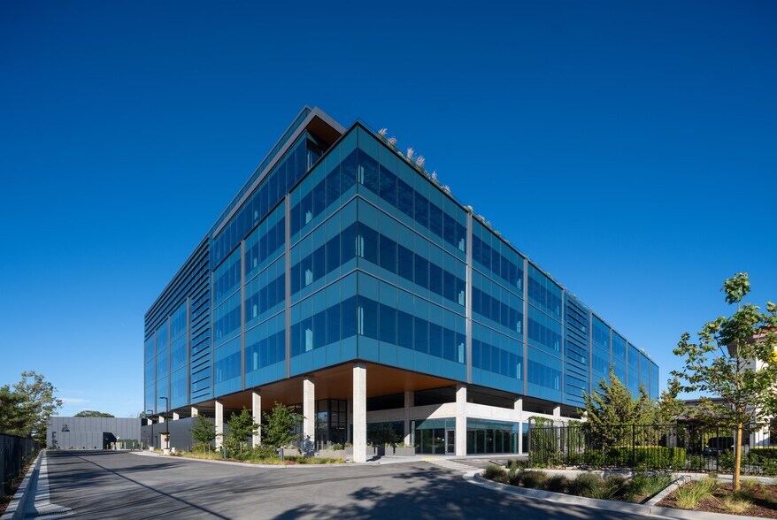 More Photos Of 405 Industrial Rd, San Carlos Research And Development For Lease