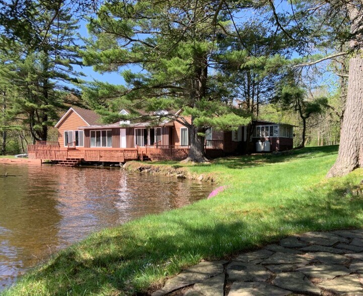 More Photos Of 238 Lakeview Drive Rd, Highland Lake Specialty For Sale