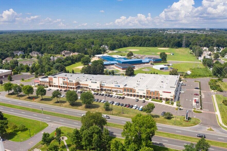 More Photos Of 931 Route 73 S, Marlton Restaurant For Lease