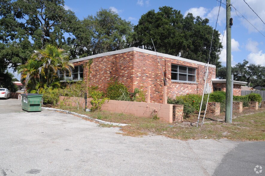 11 Lake Gatlin Rd, Orlando, FL 32806 Office For Lease