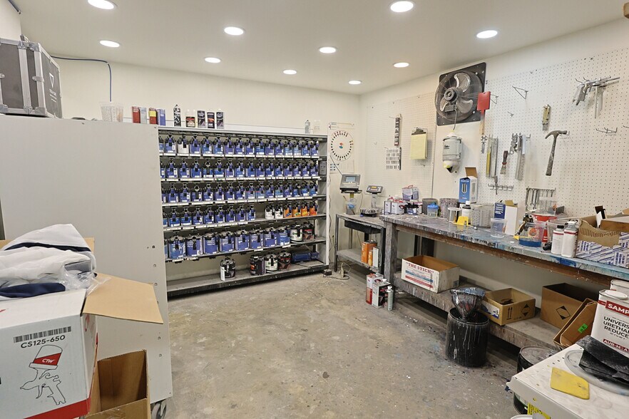 More Photos Of 390 N Front St, Coos Bay Industrial For Sale