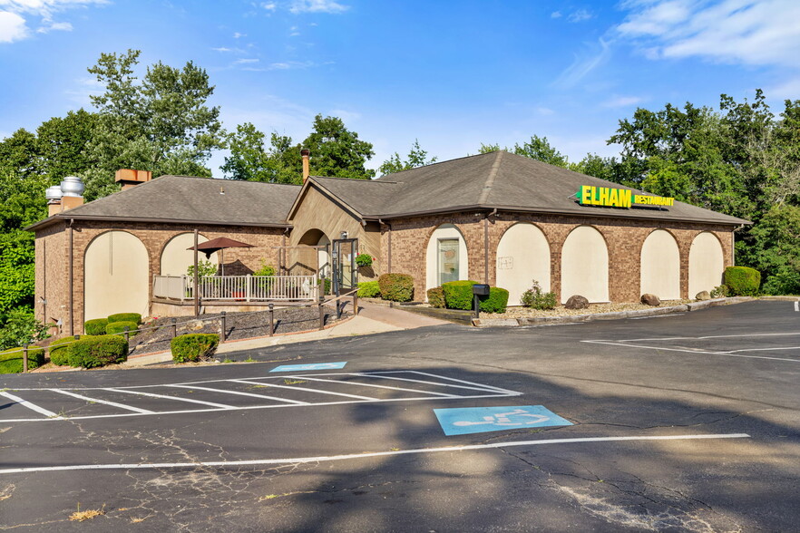 Primary Photo Of 2001 E Washington St, New Castle Restaurant For Sale