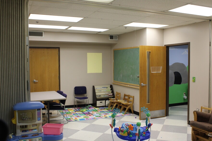 More Photos Of 4300 Parvin Rd, Kansas City Religious Facility For Sale