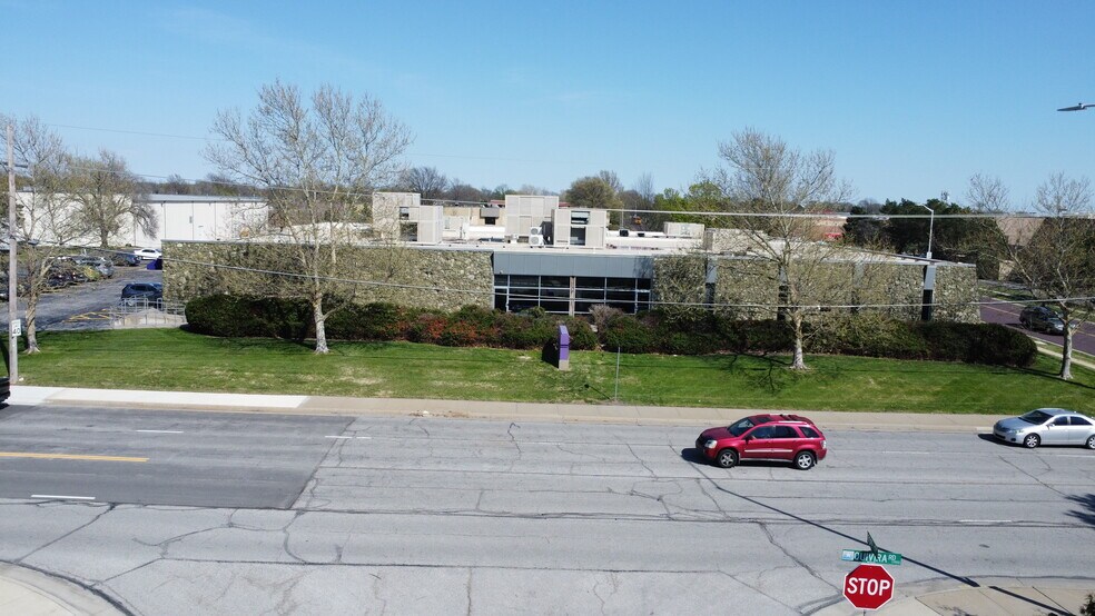 More Photos Of 9221 Quivira Rd, Overland Park Medical For Sale