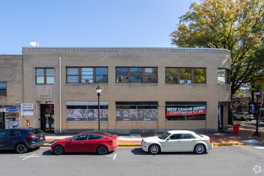 More Photos Of 31-33 W Loockerman St, Dover Office For Sale