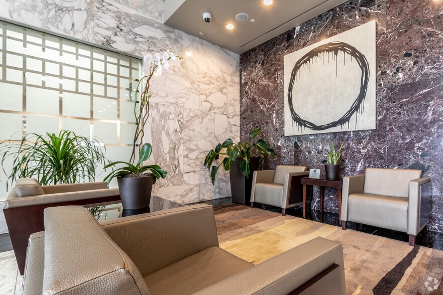 More Photos Of 10101 Reunion Pl, San Antonio Office For Lease