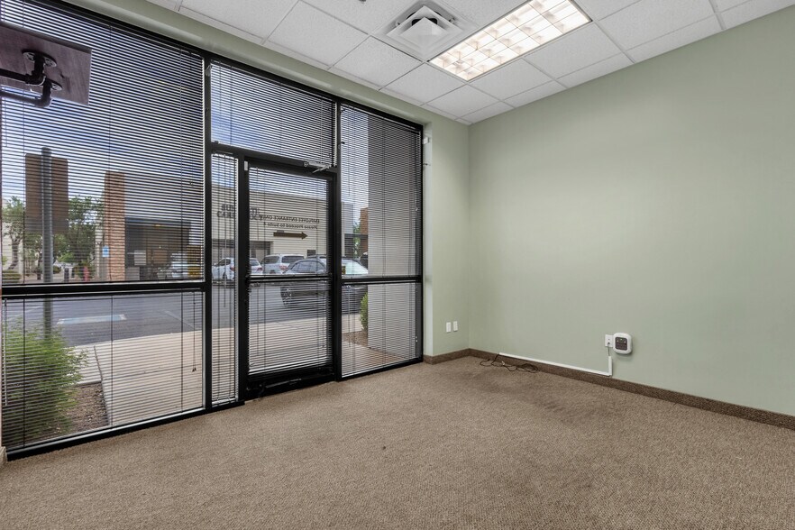More Photos Of 70 N McClintock Dr, Chandler Medical For Sale