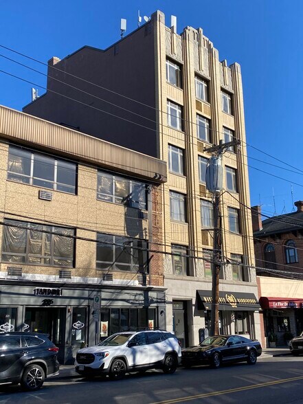 Primary Photo Of 219 Westchester Ave, Port Chester Office For Lease