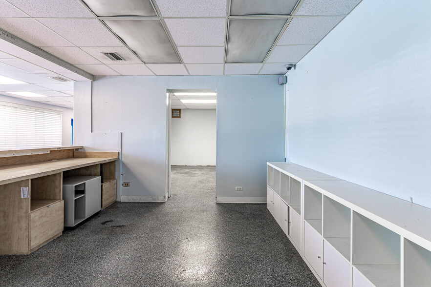 More Photos Of 624 W State Road 84, Fort Lauderdale Medical For Sale