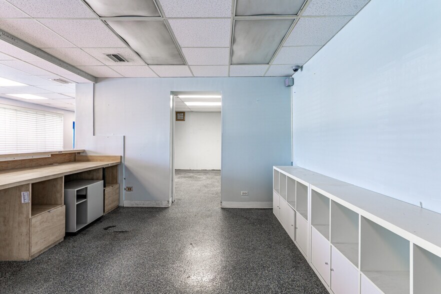 More Photos Of 624 W State Road 84, Fort Lauderdale Medical For Sale