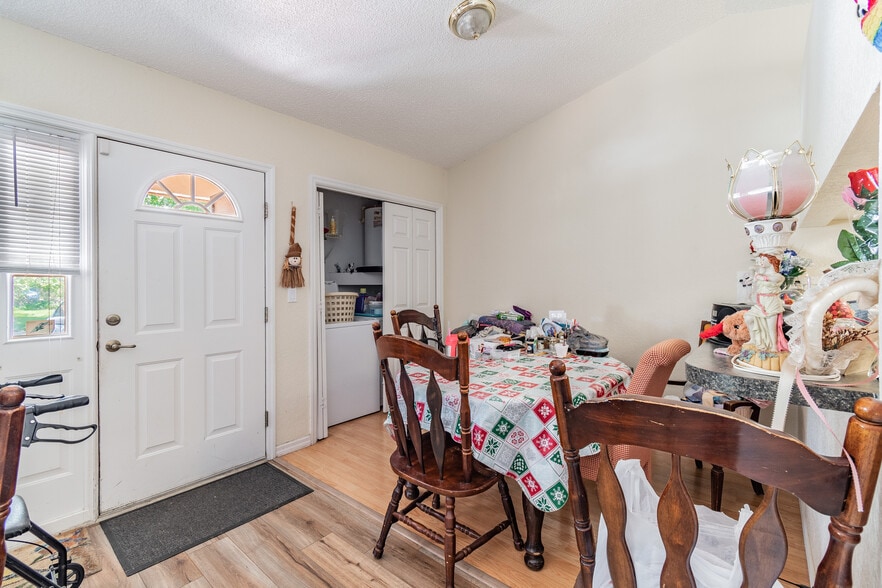 More Photos Of 4407 Millwood Rd, Spring Hill Assisted Living For Sale