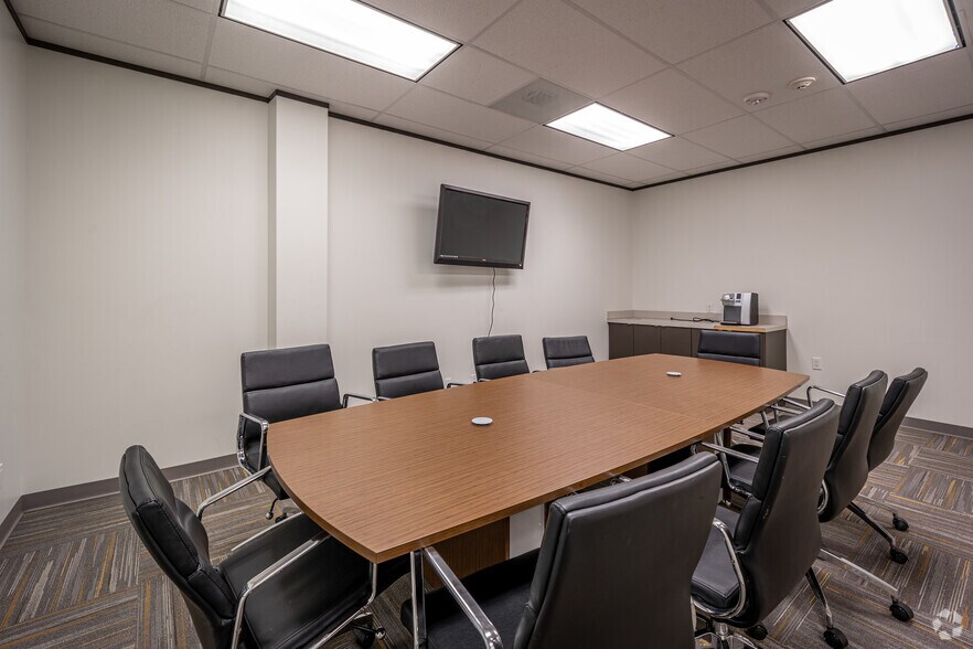 More Photos Of 10101 Harwin Dr, Houston Office For Lease