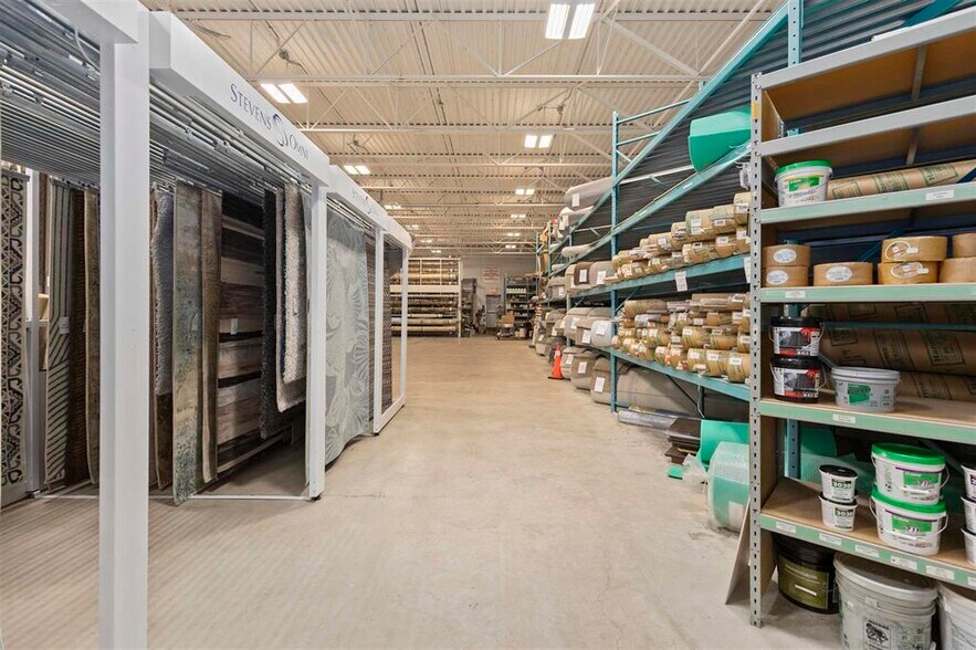 More Photos Of 78 Great Northern Rd, Sault Ste. Marie Industrial For Sale