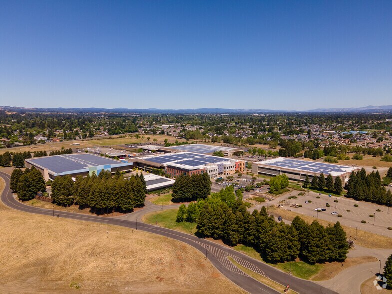 More Photos Of 1400 Valley House Dr, Rohnert Park Office For Lease