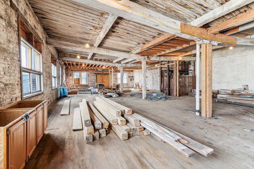 More Photos Of 2822-2824 Jasper St, Philadelphia Warehouse For Sale