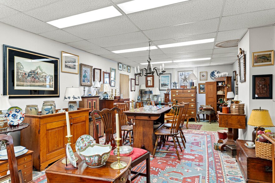 More Photos Of 1510 Bethlehem Pike, Flourtown Storefront Retail Residential For Sale