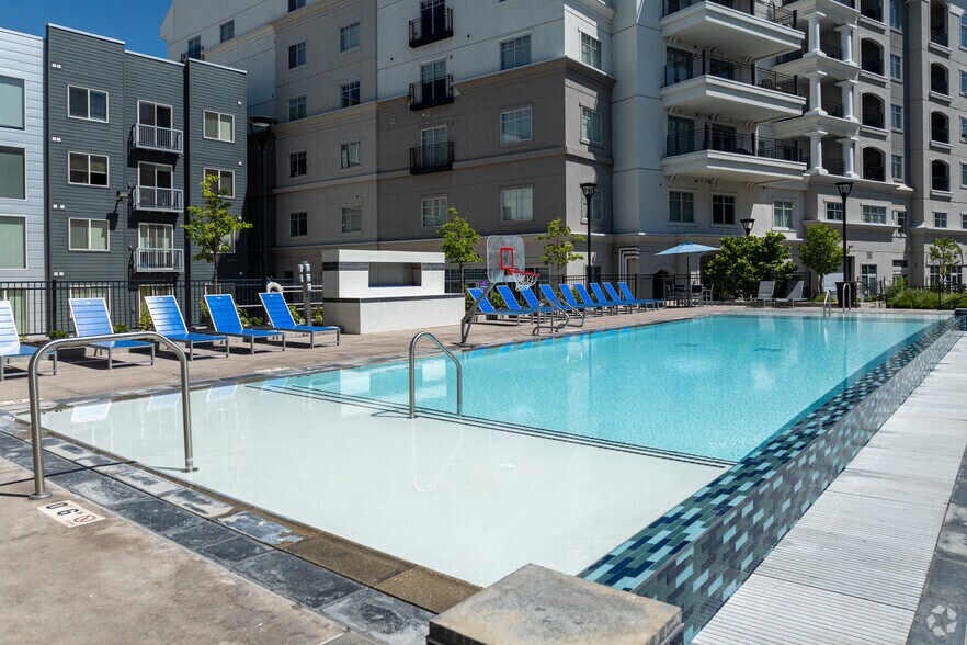 More Photos Of 360 S State St, Orem Apartments For Lease