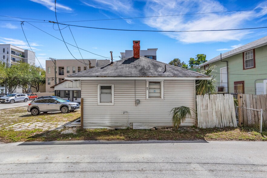 More Photos Of 7 Rhoda Ct S, Saint Petersburg Specialty For Sale