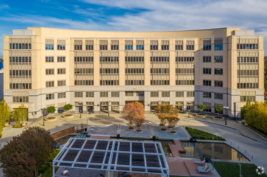 More Photos Of 1950 University Ave, East Palo Alto Coworking Space