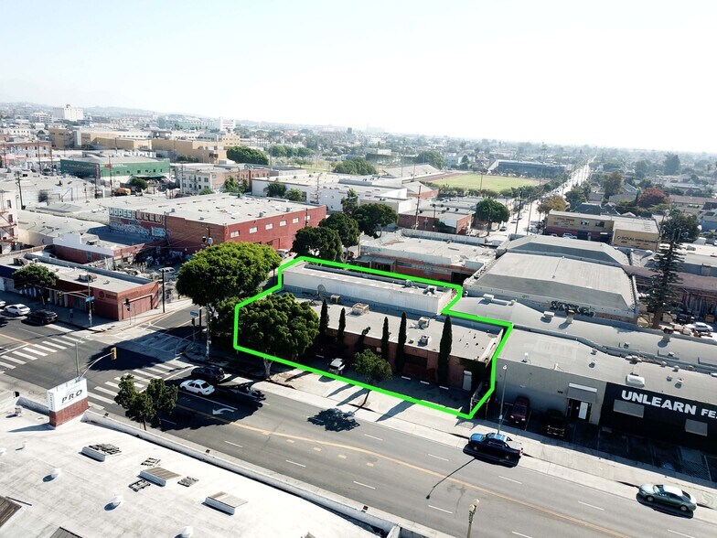 More Photos Of 2300 S Broadway, Los Angeles Manufacturing For Sale