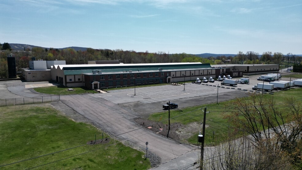 More Photos Of 600 Sanders St, Scranton Warehouse For Sale