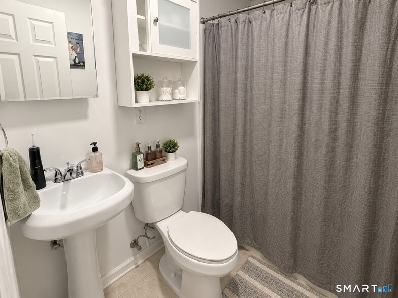 More Photos Of 40-42 Webster St, Hartford Apartments For Sale