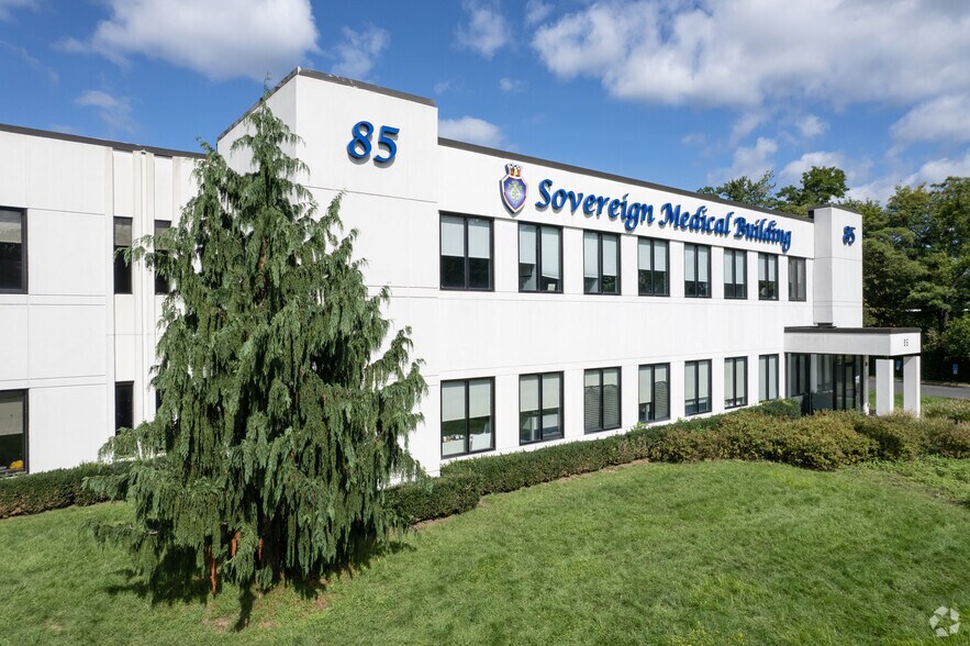 More Photos Of 85 Harristown Rd, Glen Rock Medical For Lease