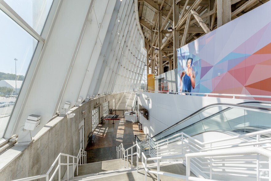 More Photos Of 1800 Genessee St, Kansas City Theater Concert Hall For Lease