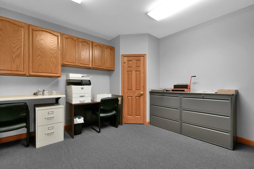 More Photos Of 10400 Blacklick Eastern Rd, Pickerington Medical For Lease
