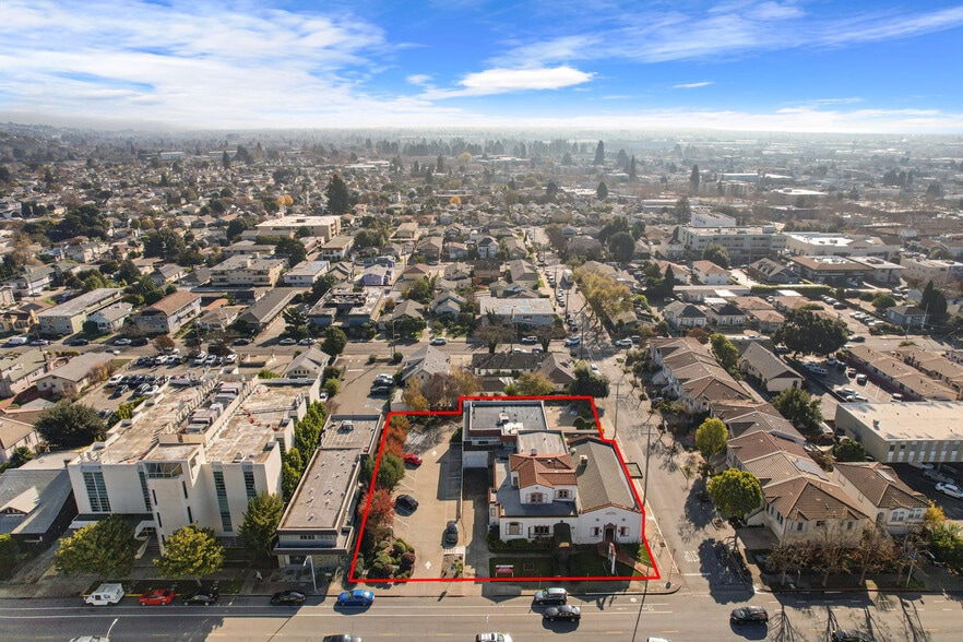 More Photos Of 1370 Santa Rosa St, San Leandro Funeral Home For Sale