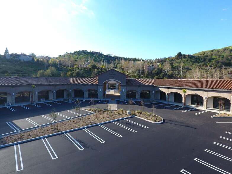 More Photos Of 5741 Las Virgenes Rd, Calabasas General Retail For Lease
