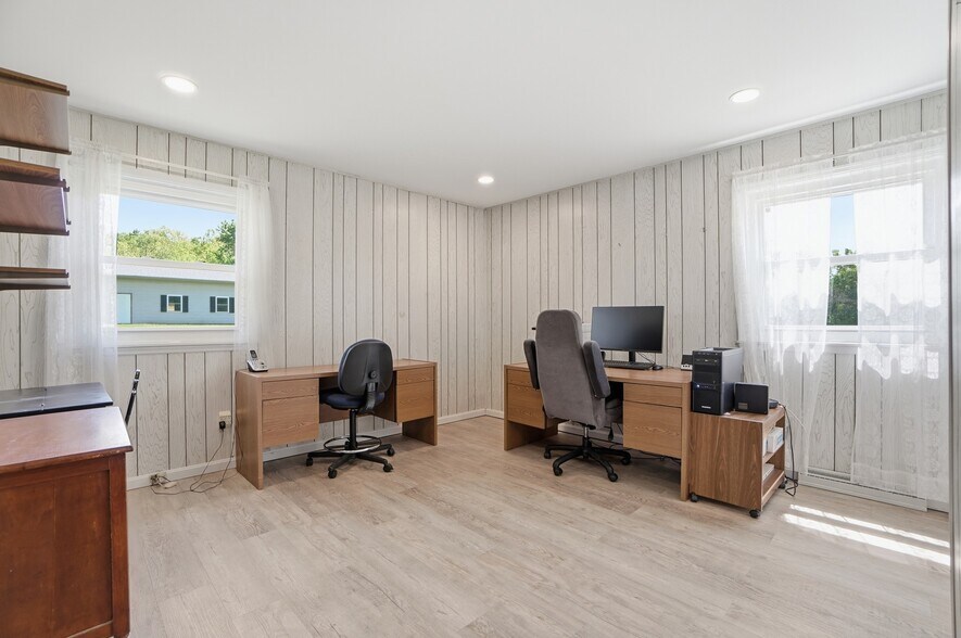 More Photos Of 2996 Millville Shandon Rd, Hamilton Specialty For Sale