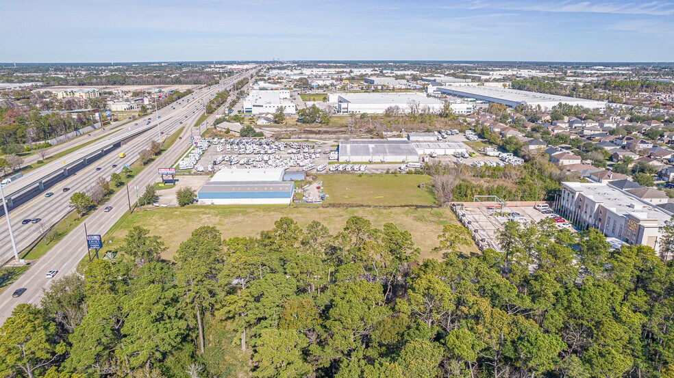 More Photos Of 14380 North Fwy, Houston Land For Sale