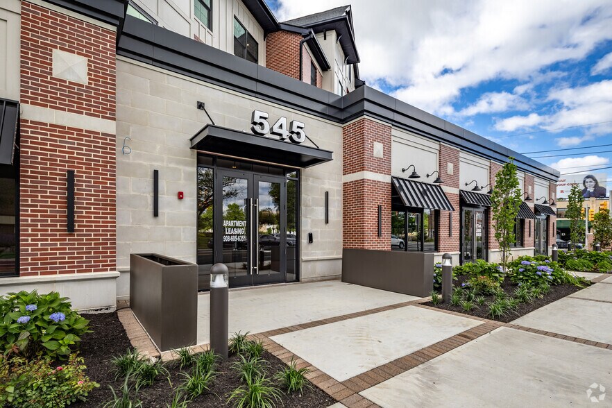 More Photos Of 545 S Livingston Ave, Livingston Apartments For Lease